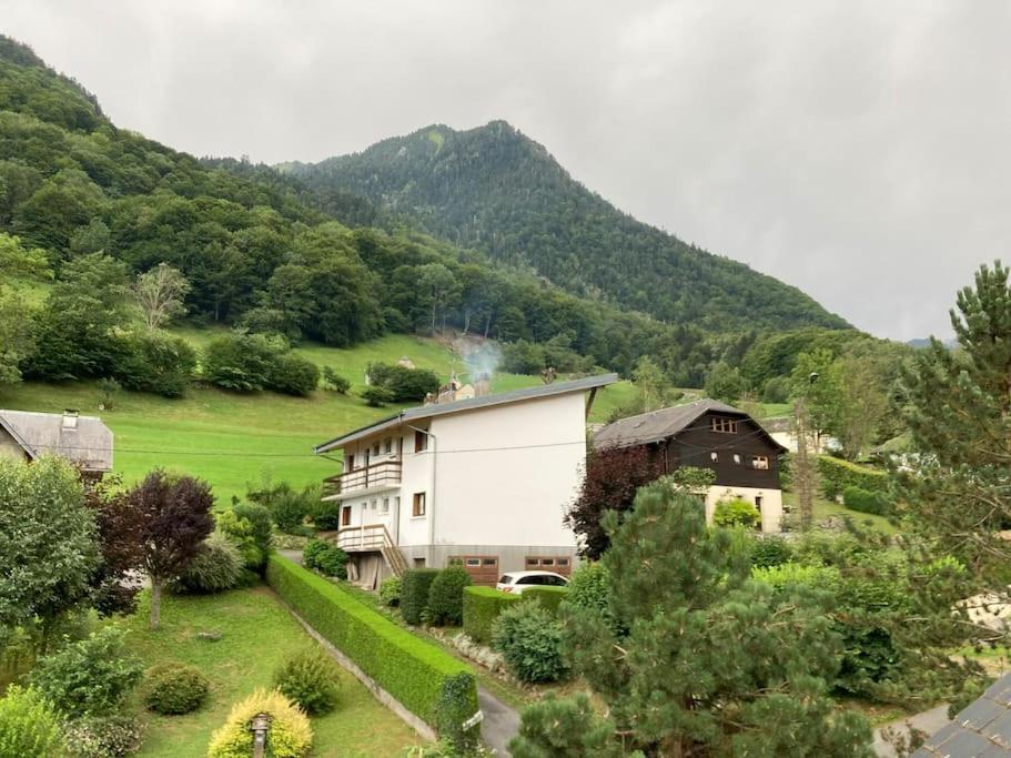 Le 31 Clos Sainte Marie Cauterets Bagian luar foto